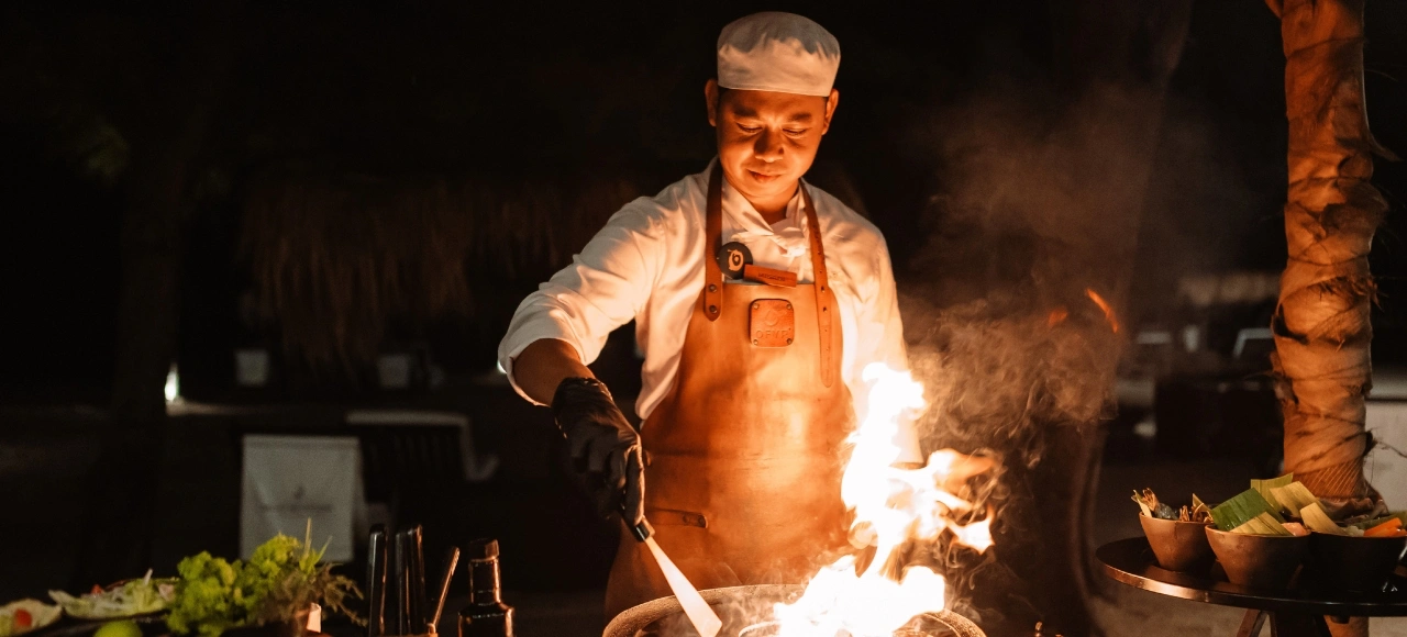 Restaurant at Gili Meno and Chef Grill Table at OFYR Grill Bagno Di Gili